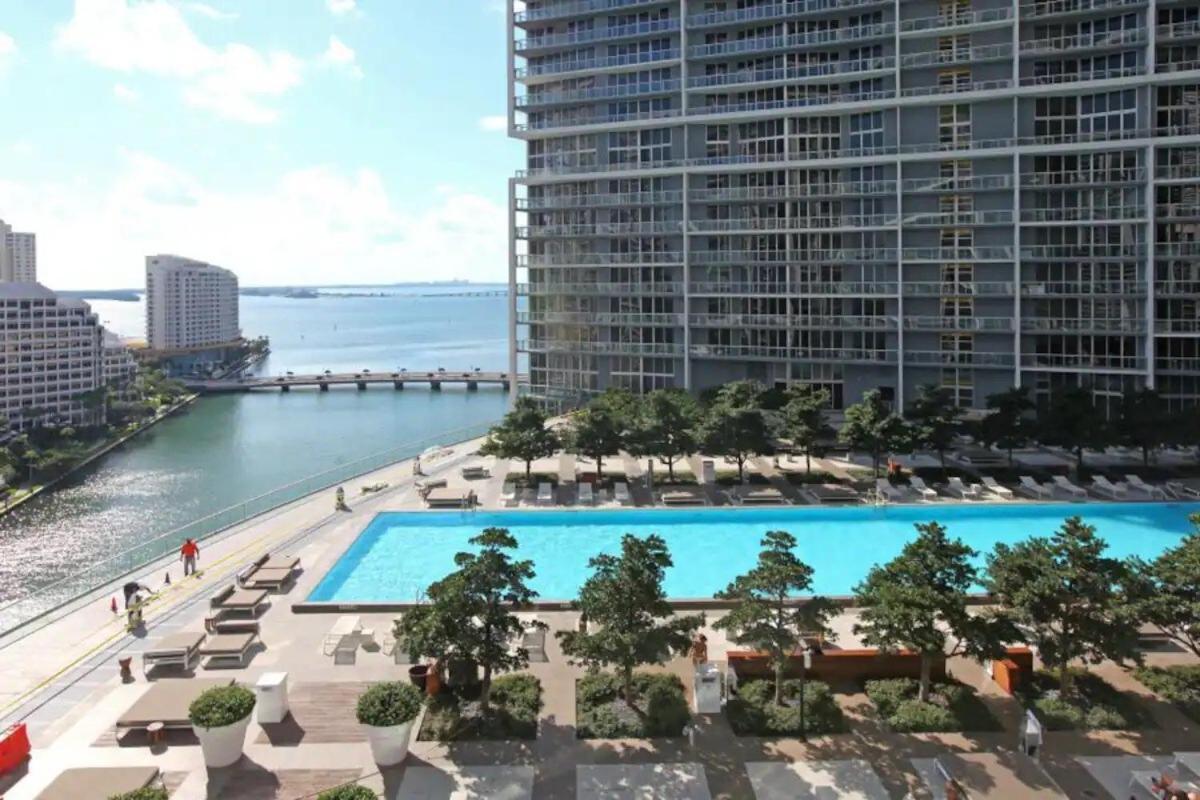 Stunning 40th Floor High Ceiling Icon Brickell With Access Apartamento Miami