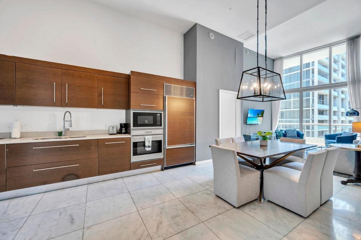 Apartamento Stunning 40th Floor High Ceiling Icon Brickell With Access Miami